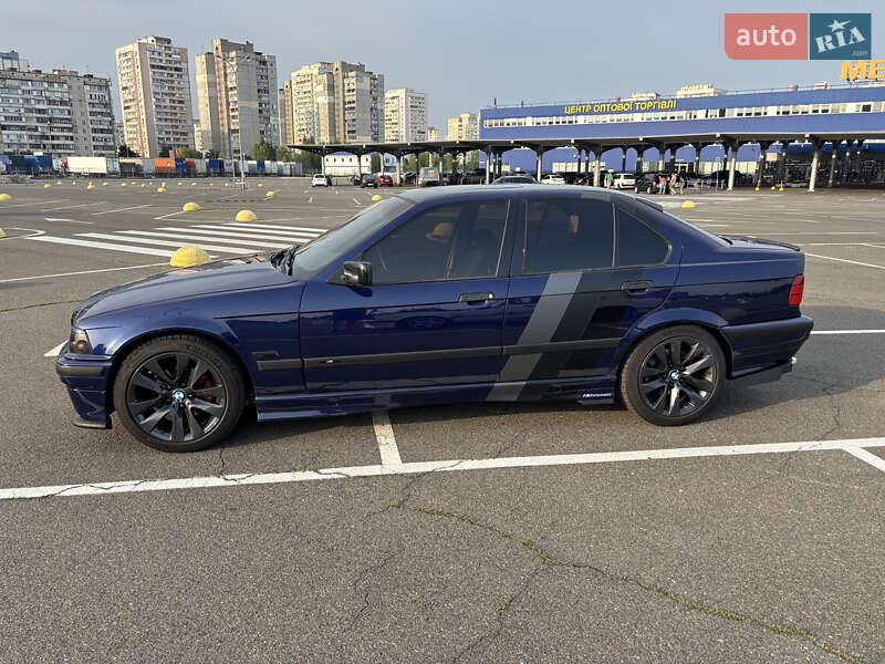 Седан BMW 3 Series 1996 в Киеве