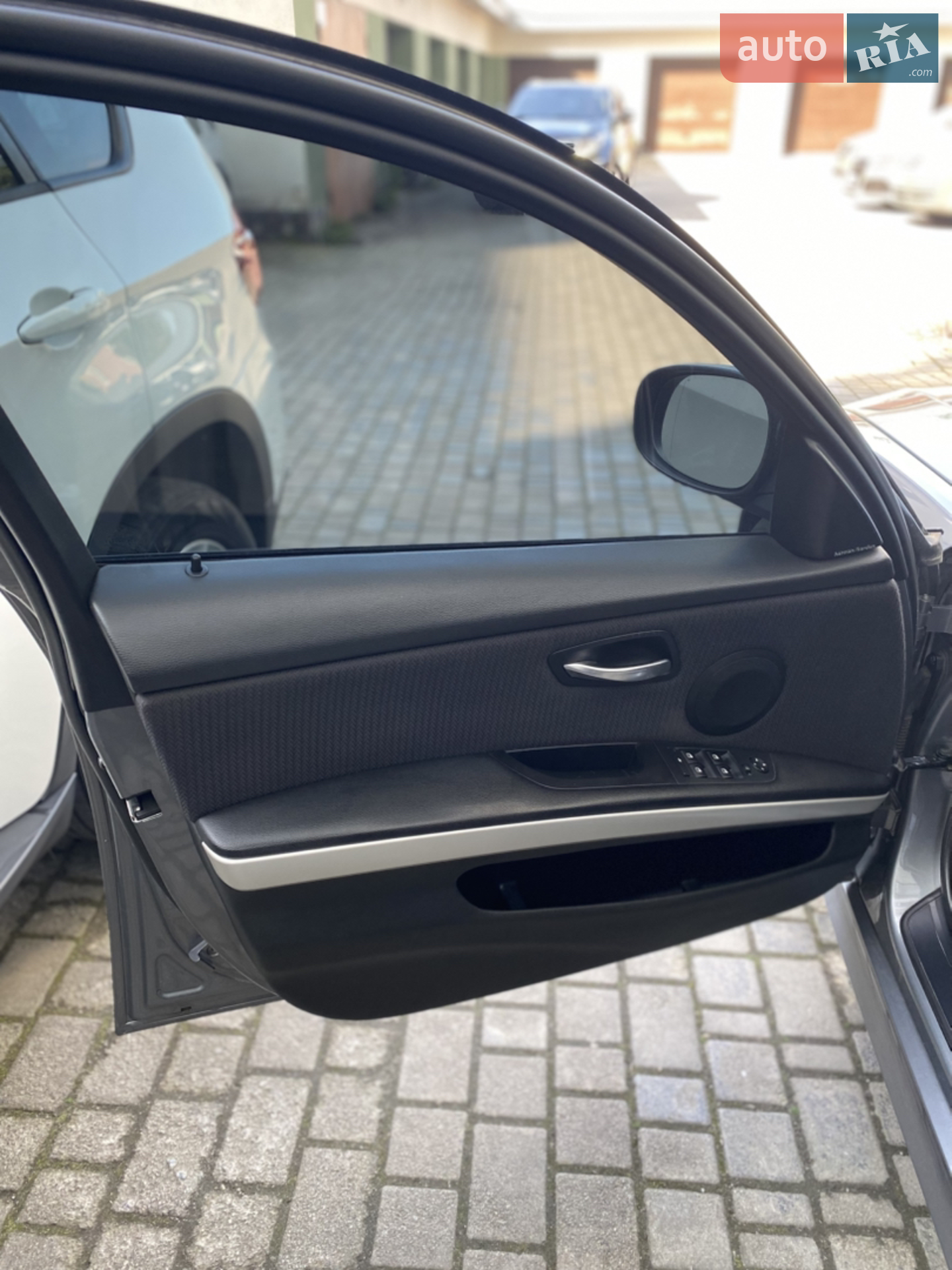 2010 BMW 3er - мініатюра 10