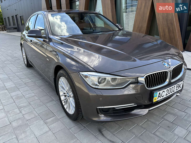 Седан BMW 3 Series 2012 в Луцьку