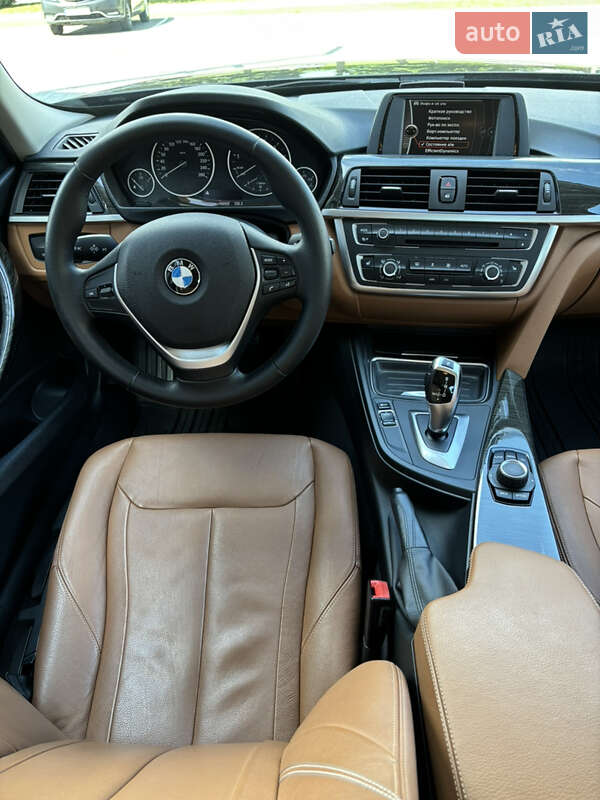 Седан BMW 3 Series 2012 в Луцьку