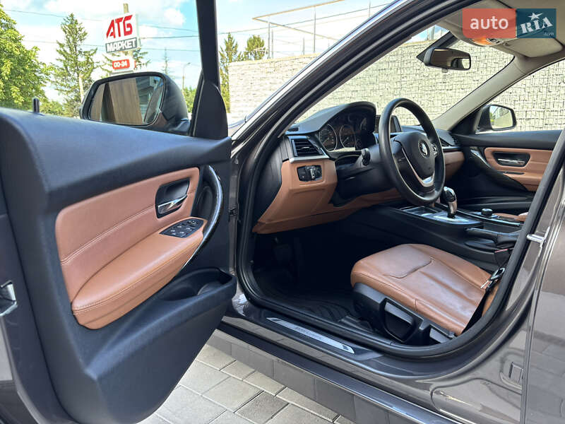Седан BMW 3 Series 2012 в Луцьку
