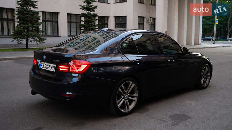 Седан BMW 3 Series 2012 в Харькове