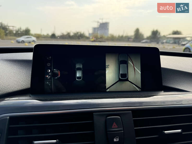 Седан BMW 3 Series 2017 в Києві