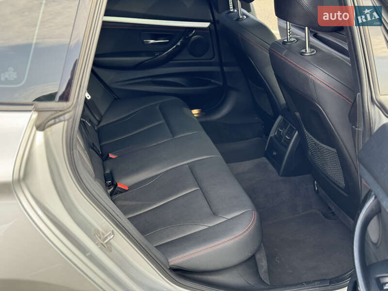 Седан BMW 3 Series 2017 в Києві
