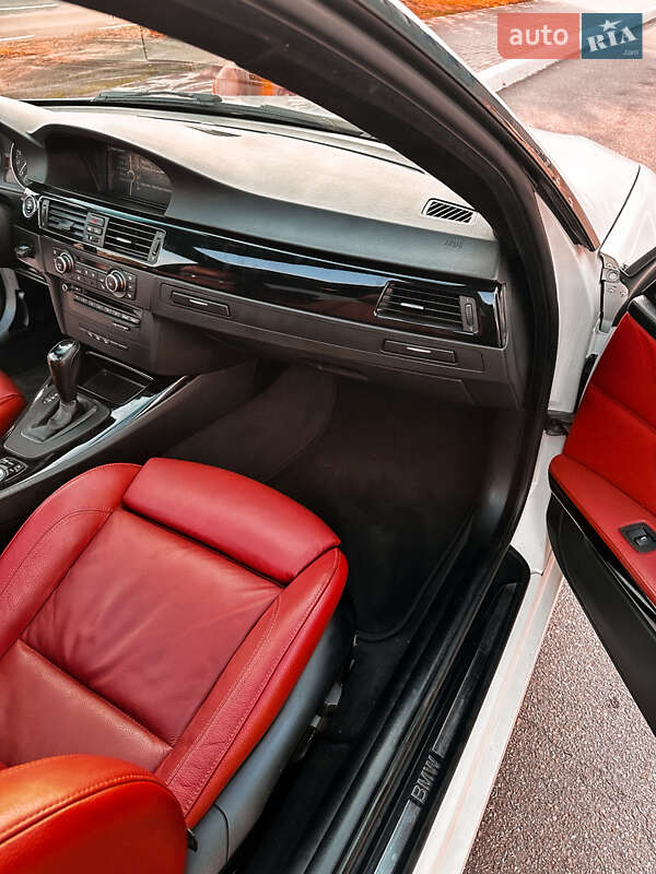 Купе BMW 3 Series 2010 в Киеве фото 26 Купе BMW 3 Series 2010 в Киеве