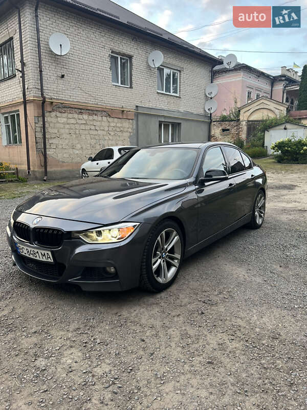 Седан BMW 3 Series 2015 в Буске