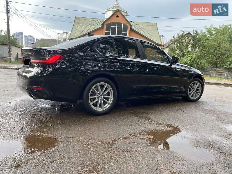 Седан BMW 3 Series 2020 в Киеве