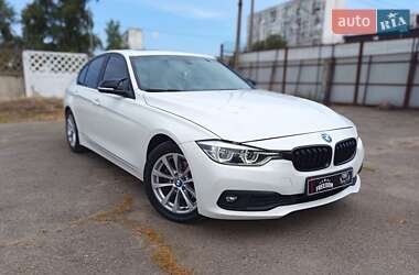 Седан BMW 3 Series 2017 в Киеве
