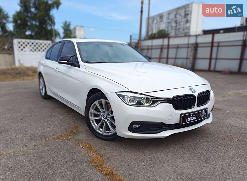 BMW 3 Series 2017