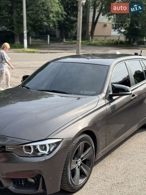 Универсал BMW 3 Series 2015 в Киеве