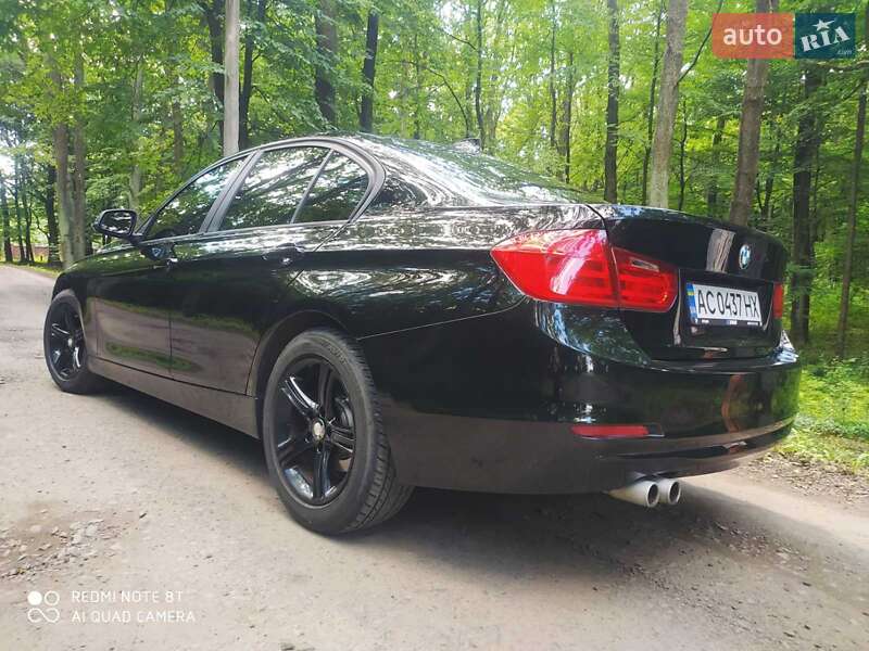 Седан BMW 3 Series 2015 в Луцьку