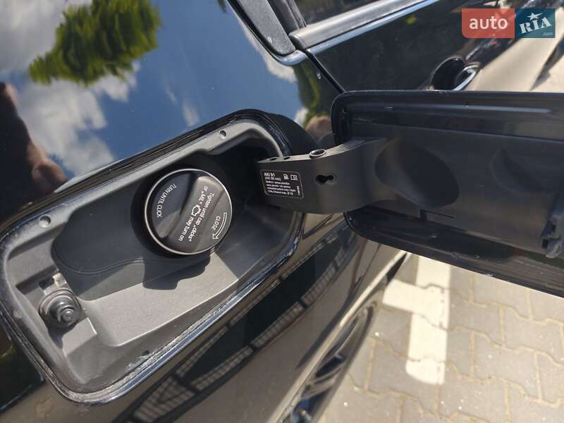 Седан BMW 3 Series 2015 в Луцьку