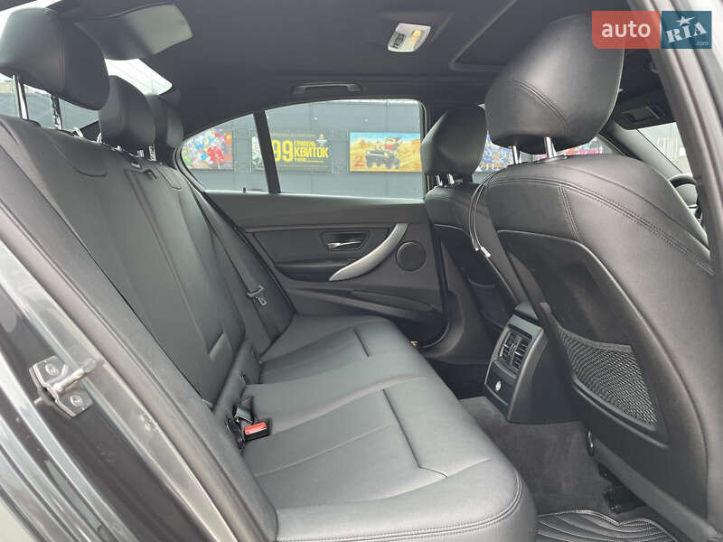 Седан BMW 3 Series 2015 в Киеве