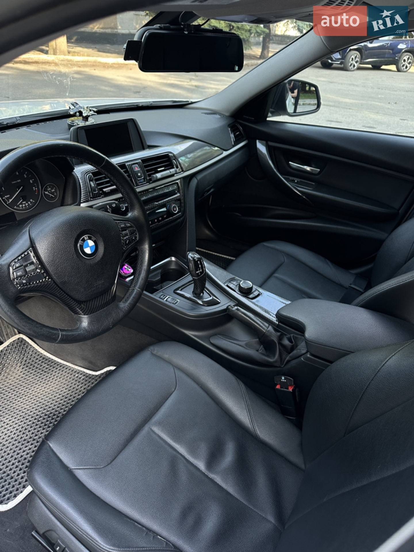 2012 BMW 3er - мініатюра 12