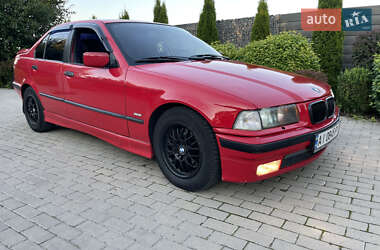 Седан BMW 3 Series 1991 в Киеве