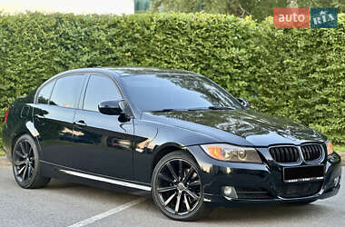 Седан BMW 3 Series 2011 в Києві