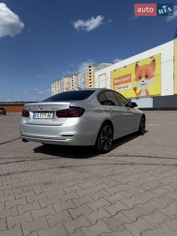Седан BMW 3 Series 2017 в Киеве