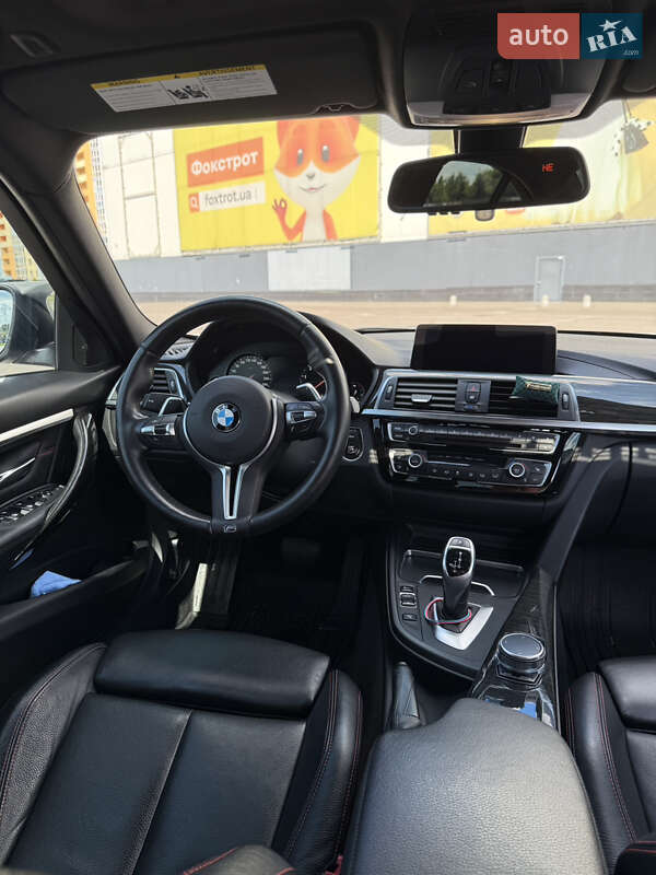 Седан BMW 3 Series 2017 в Киеве