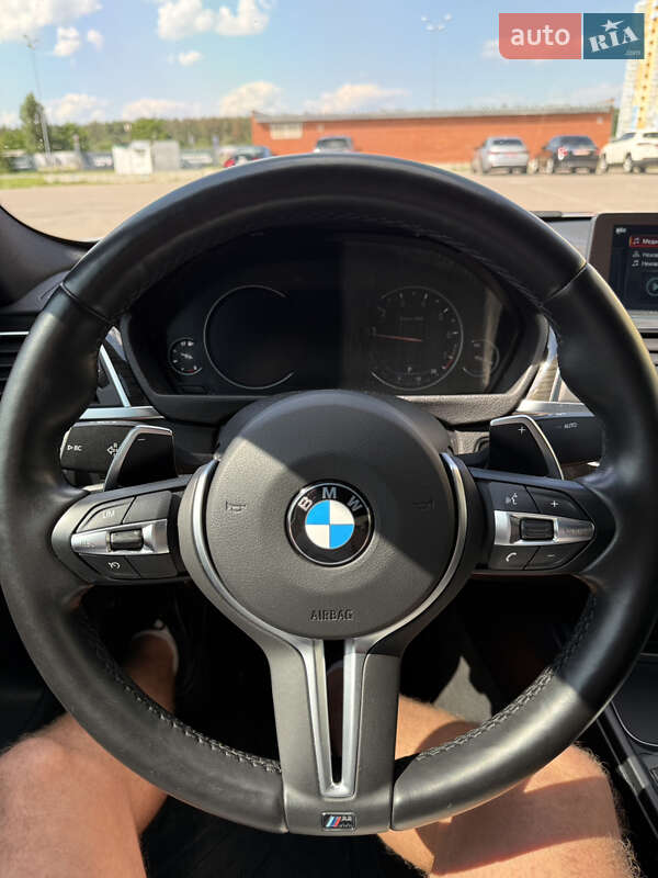 Седан BMW 3 Series 2017 в Киеве