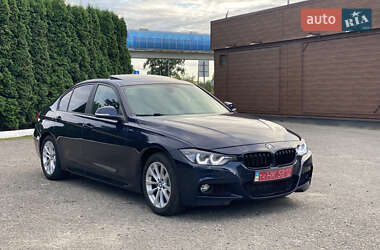 Седан BMW 3 Series 2017 в Киеве