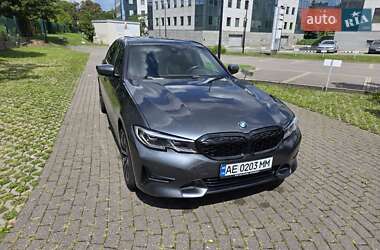 Седан BMW 3 Series 2019 в Днепре Седан BMW 3 Series 2019 в Днепре