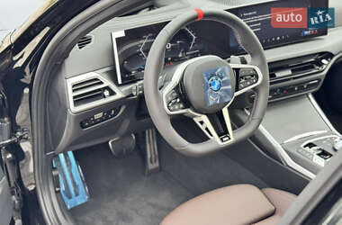 Седан BMW 3 Series 2025 в 