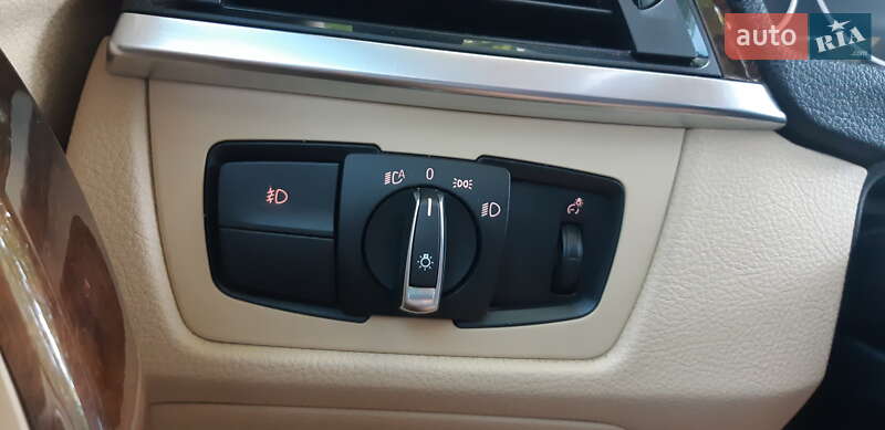 Седан BMW 3 Series 2013 в Корюковке