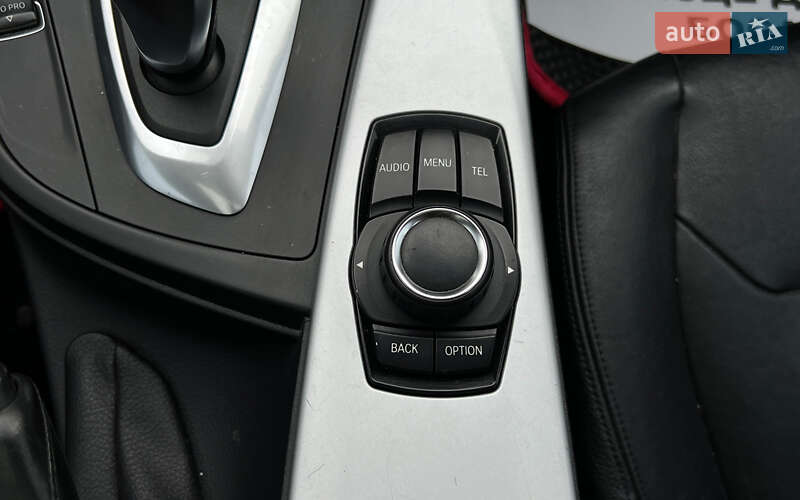 Седан BMW 3 Series 2013 в Львове