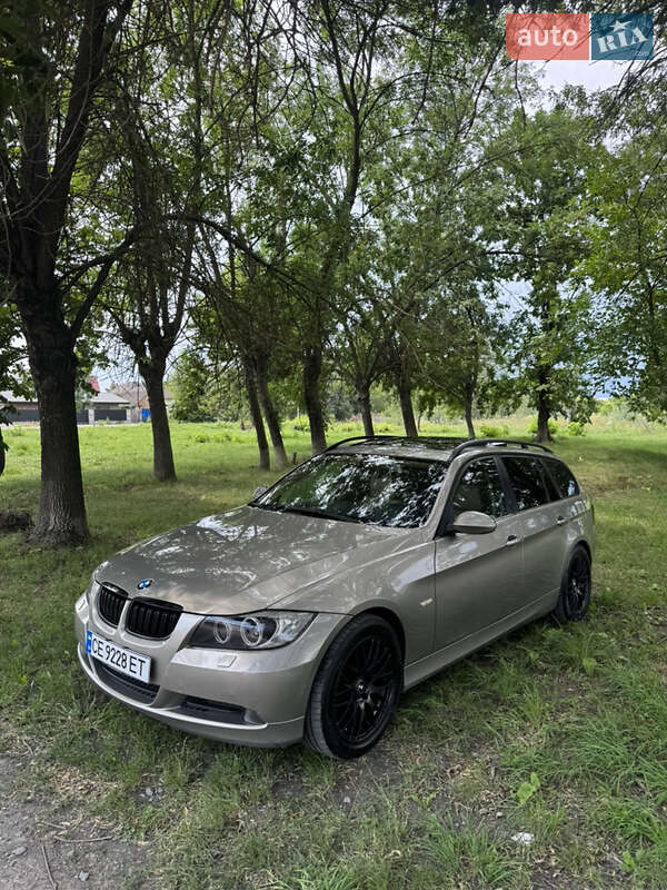 Універсал BMW 3 Series 2007 в Новоселиці