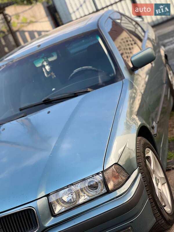 BMW 3 Series 1996