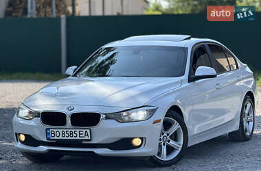 Седан BMW 3 Series 2013 в Золочеві