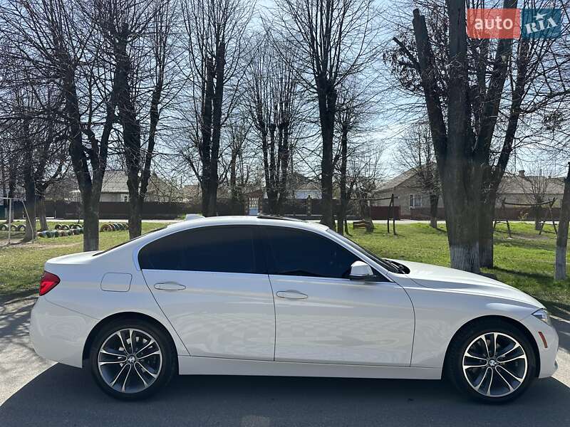 Седан BMW 3 Series 2018 в Тульчині