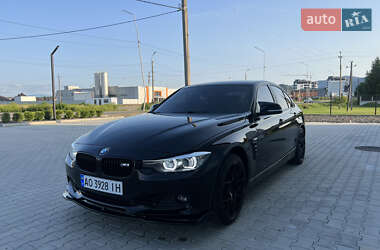 Седан BMW 3 Series 2014 в Хусті