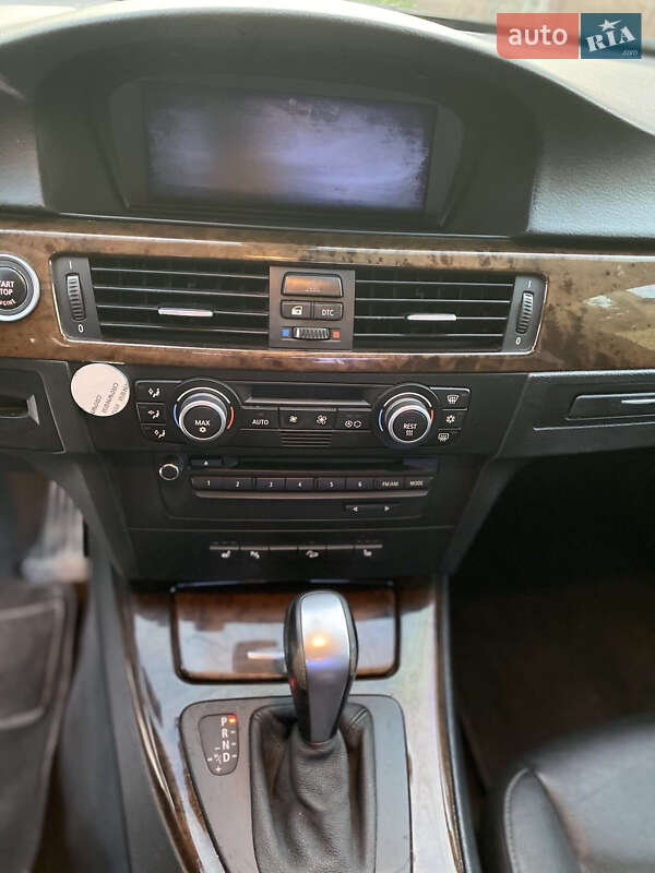 Седан BMW 3 Series 2009 в Кременчуге фото 14 Седан BMW 3 Series 2009 в Кременчуге