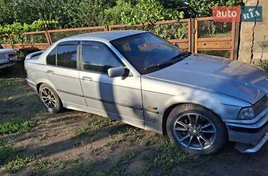 Седан BMW 3 Series 1995 в Олександрівці