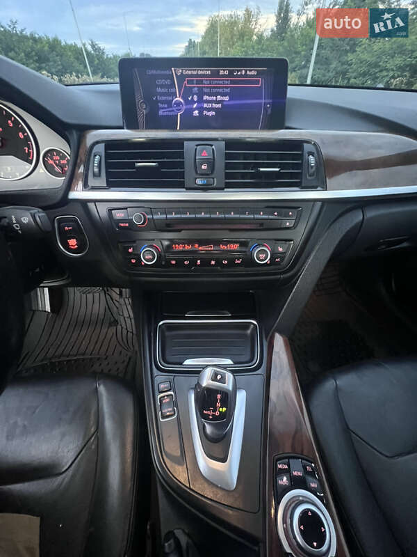 Седан BMW 3 Series 2012 в Хмельницькому