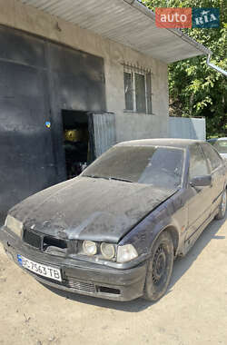 Седан BMW 3 Series 1993 в Тернополе