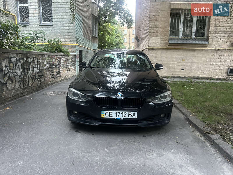 Седан BMW 3 Series 2012 в Киеве
