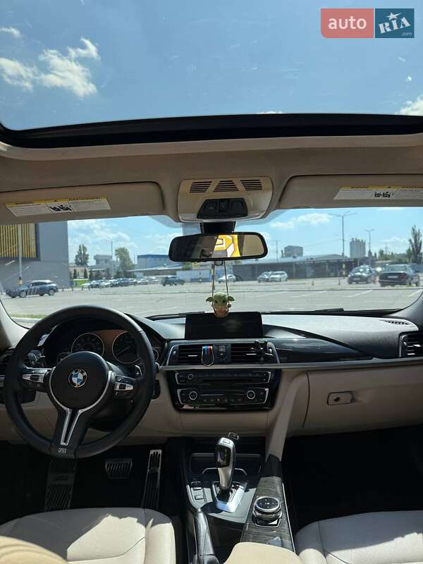 Седан BMW 3 Series 2016 в Києві
