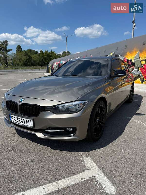 BMW 3 Series 2016