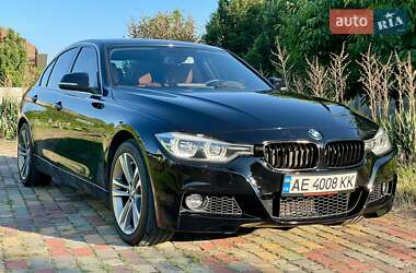 Седан BMW 3 Series 2017 в Киеве