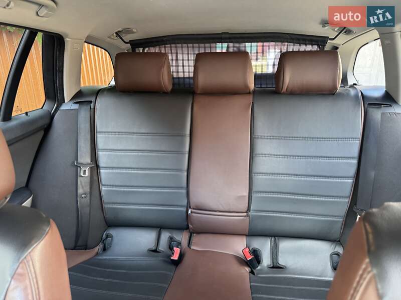 Универсал BMW 3 Series 2005 в Белогорье фото 8 Универсал BMW 3 Series 2005 в Белогорье