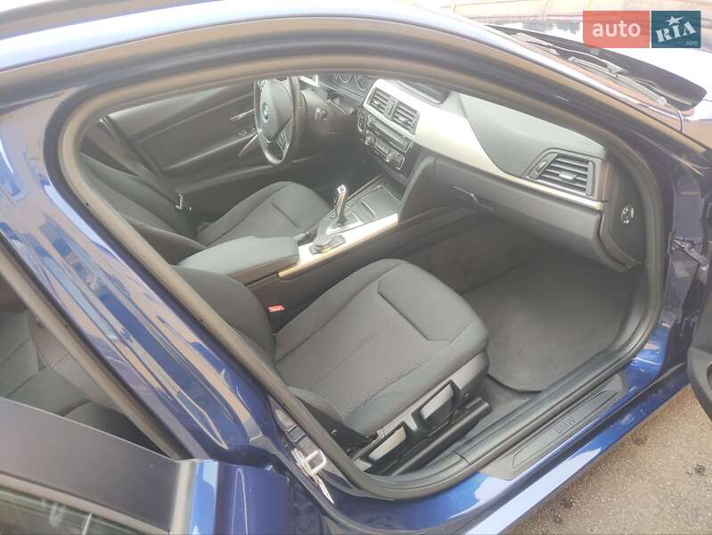 Универсал BMW 3 Series 2019 в Виннице фото 19 Универсал BMW 3 Series 2019 в Виннице