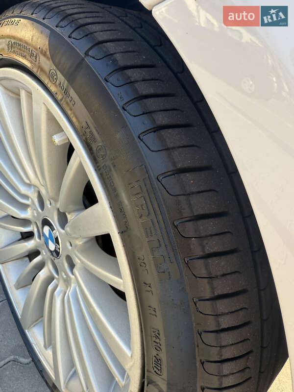 Седан BMW 3 Series 2013 в Виннице