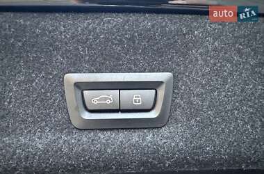 Седан BMW 3 Series 2024 в 