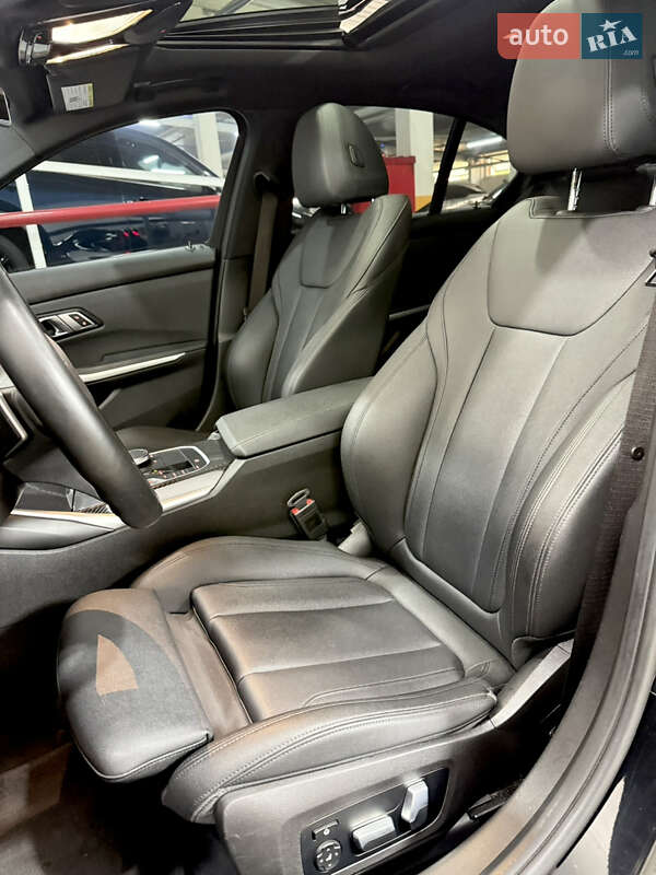 Седан BMW 3 Series 2019 в Одесі