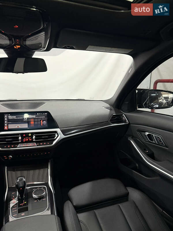 Седан BMW 3 Series 2019 в Одесі