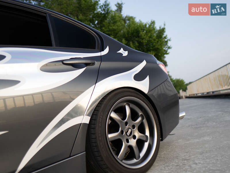 Седан BMW 3 Series 2013 в Києві