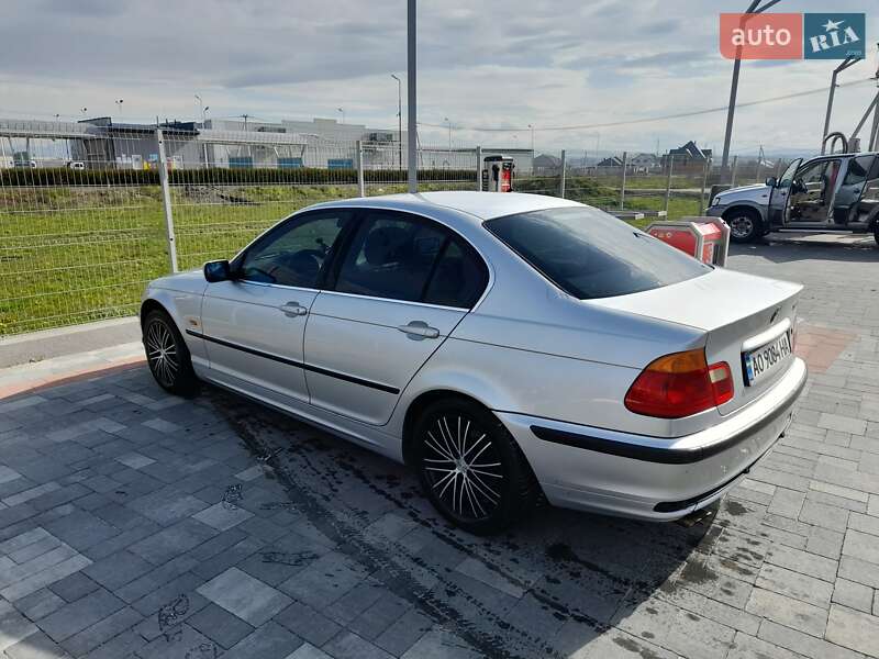 BMW 3 Series 2000