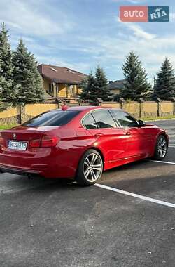 Седан BMW 3 Series 2013 в Львові